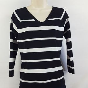 Apostrophe size medium black and white top